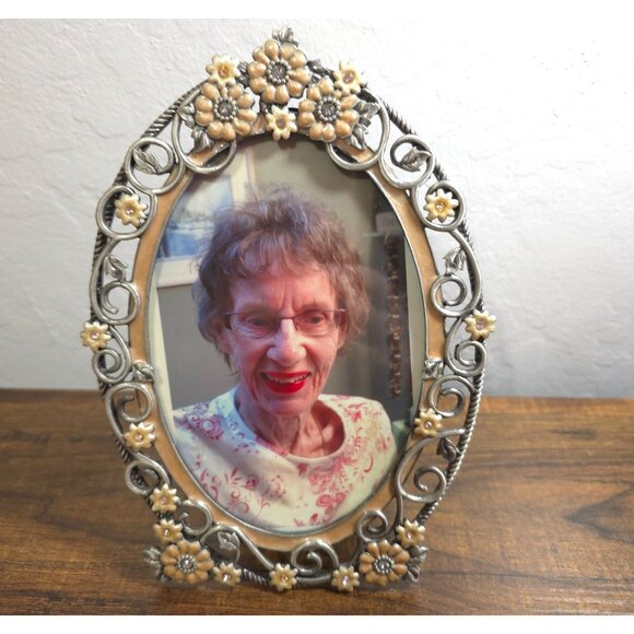 Vntg Sunflower Designs Oval Metal & Enamel Frame 5-1/2" x 3-1/2" Floral Accents - Picture 2 of 10